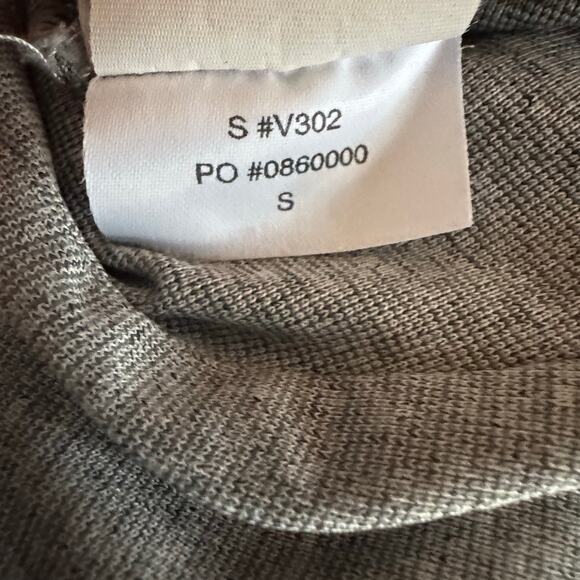 Vuori Kore Lined Shorts 7" Summer Red Small Mens Activewear Running Athleisure - Picture 7 of 8